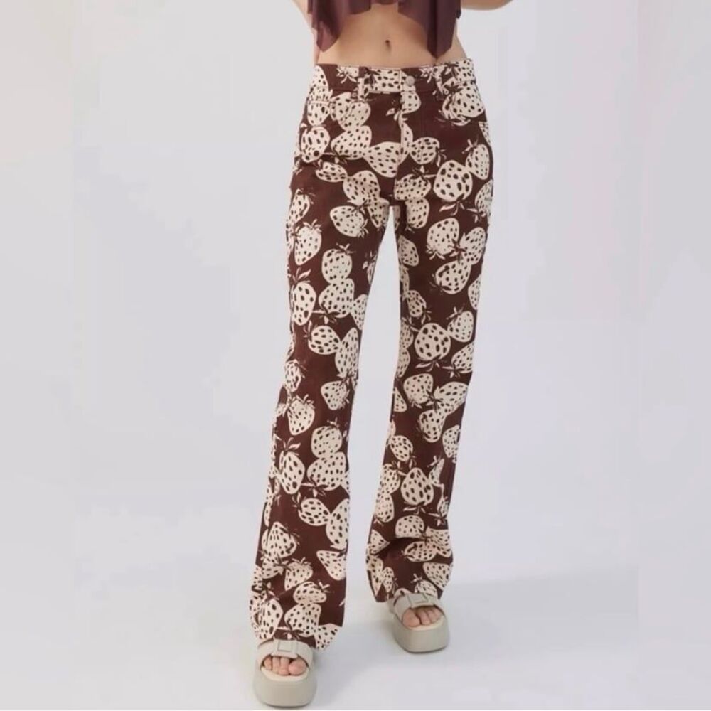 BDG Urban Outfitters Brown Cream Strawberry Print 90's Bootcut Jeans Size 28